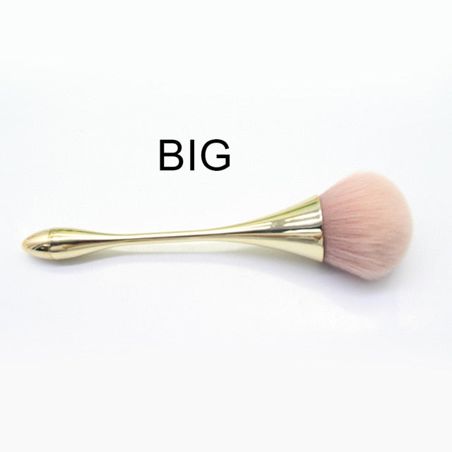 Gold Kabuki Foundation Brush – Flawless Airbrushed Finish