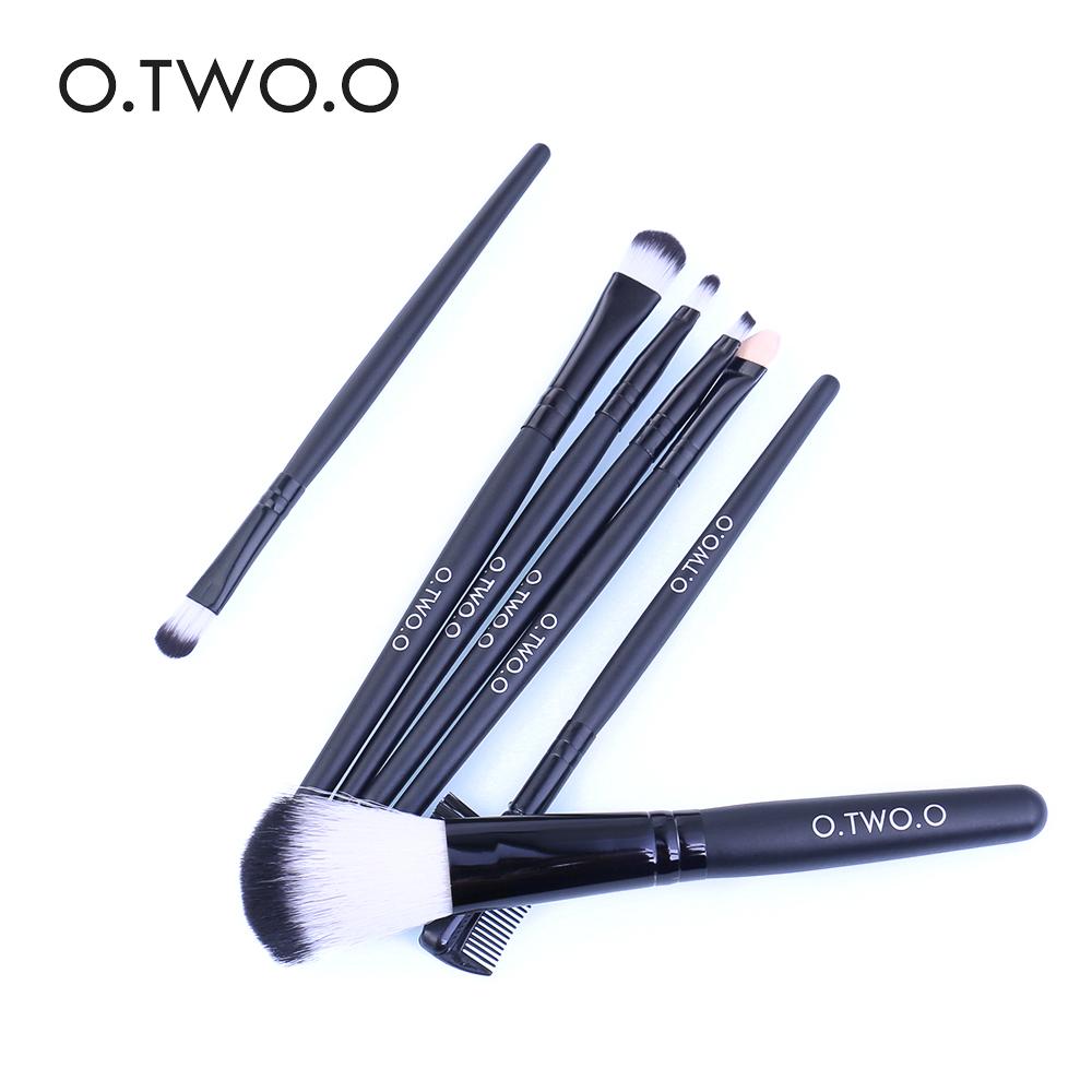 7‑Piece Makeup Brush Set — Soft Bristles, Roll‑Up Case