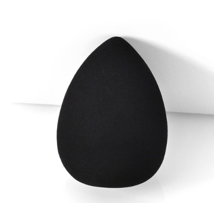 Teardrop Makeup Sponge for Smooth Foundation Blending