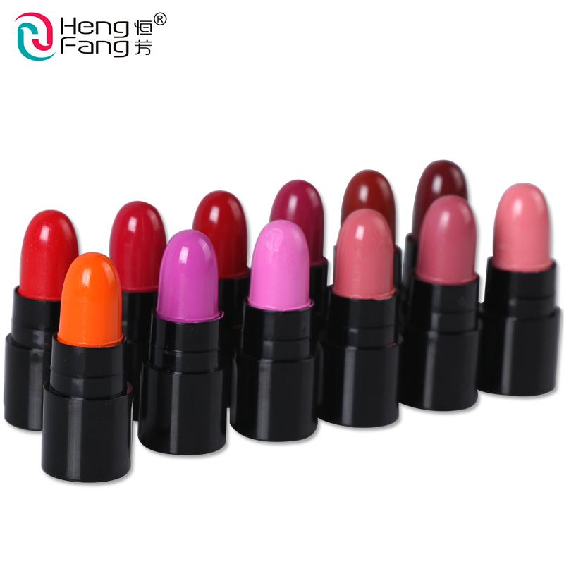 Mini Lipstick Set: 12 Travel-Size Shades for Every Look