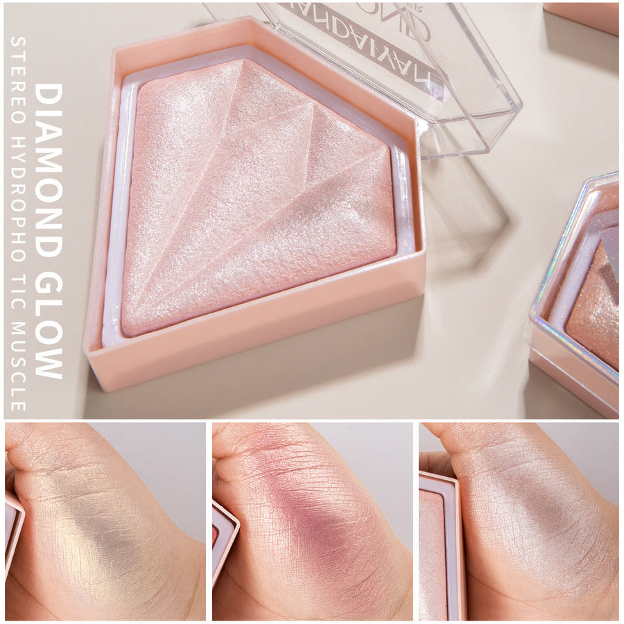 Diamond Highlighter Powder for Buildable Radiance