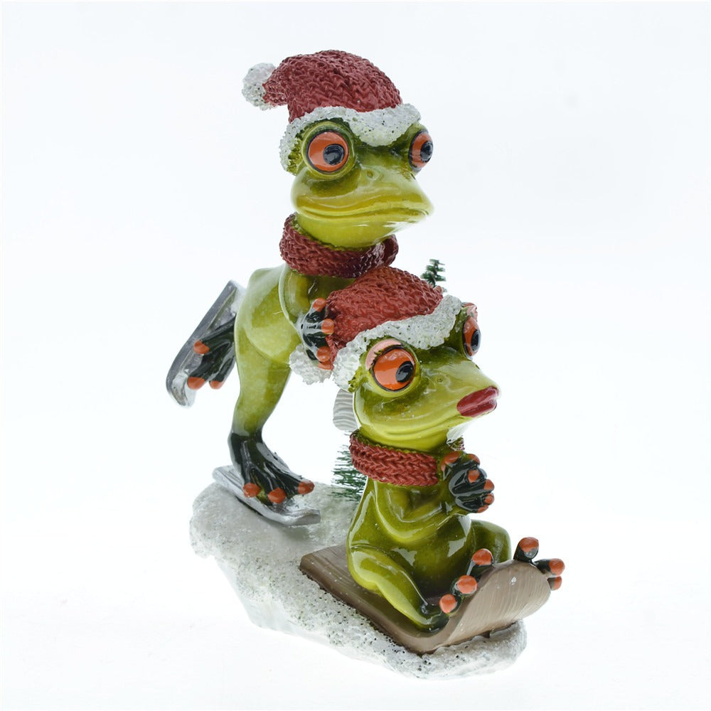 Frog Couple Christmas Decoration With Winter Scene