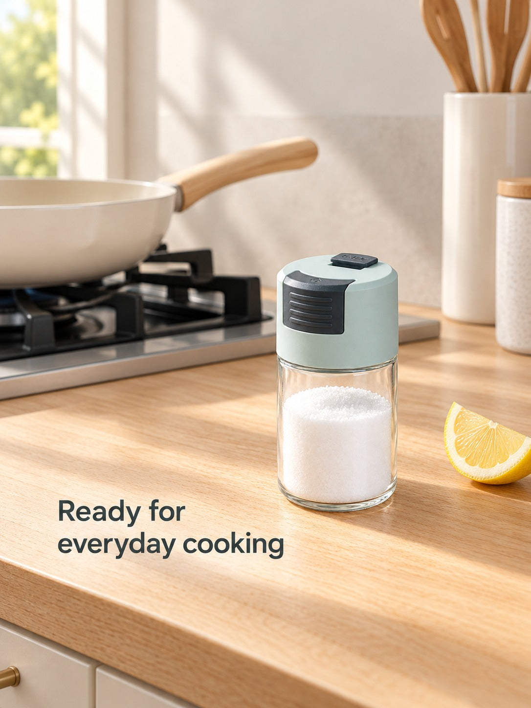 Glass Seasoning Bottle with 0.5g Press Portion Dispenser