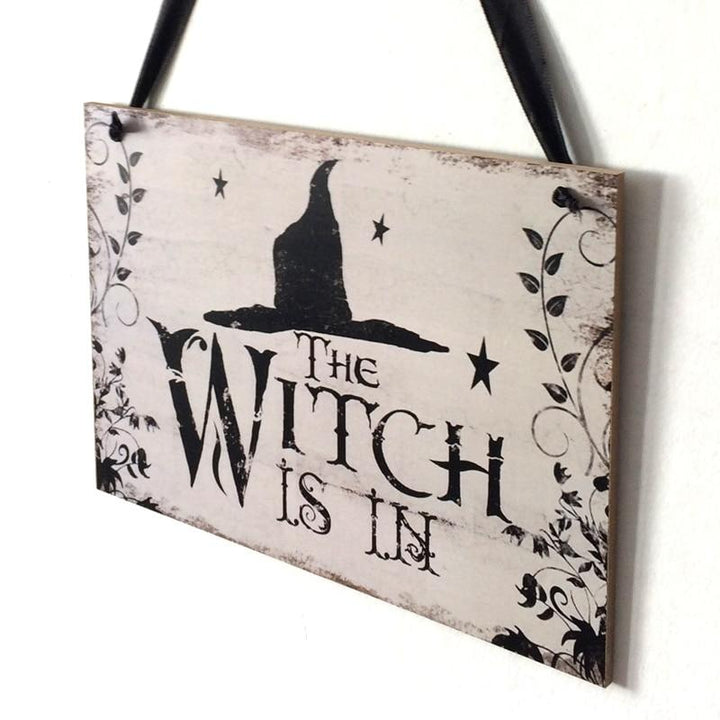 Halloween Wooden Wall Sign – Rustic Witch-Themed Decor