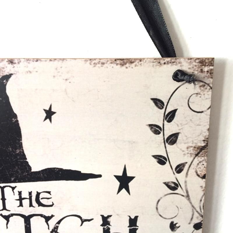 Halloween Wooden Wall Sign – Rustic Witch-Themed Decor