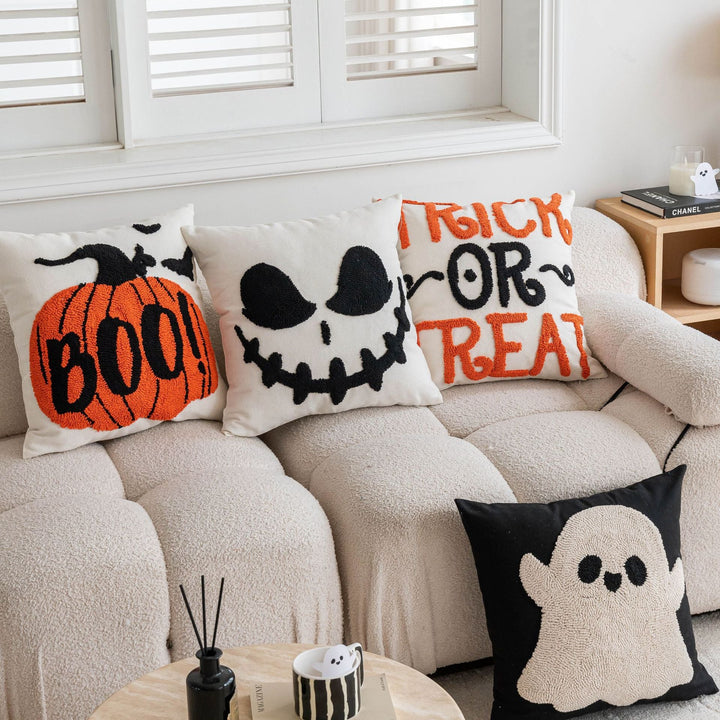 Halloween Decorative Pillow Set: Modern Seasonal Style