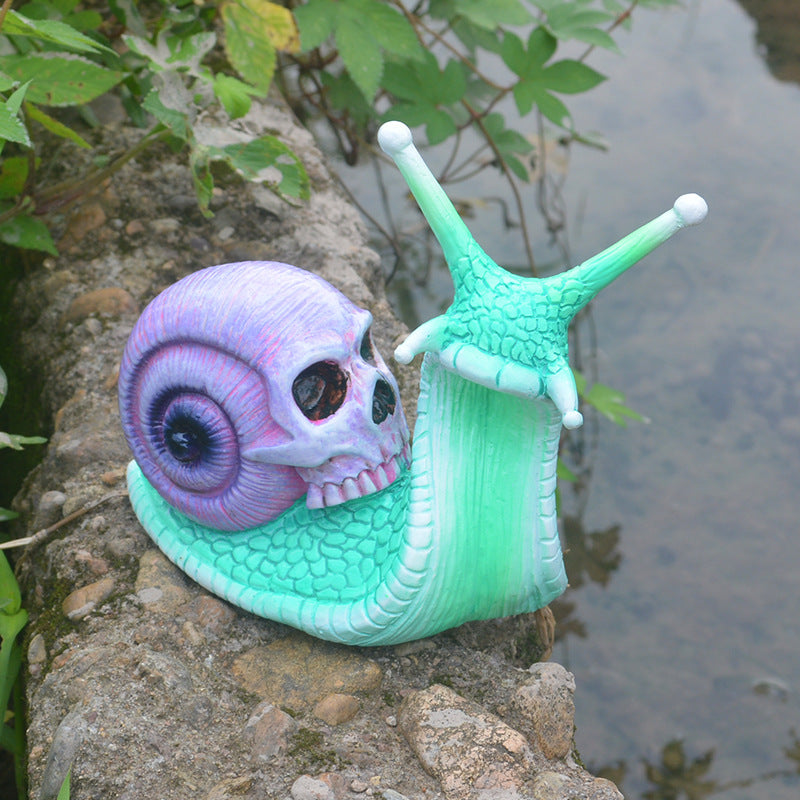 Gothic Skull Snail Sculpture for Spooky Garden Decor