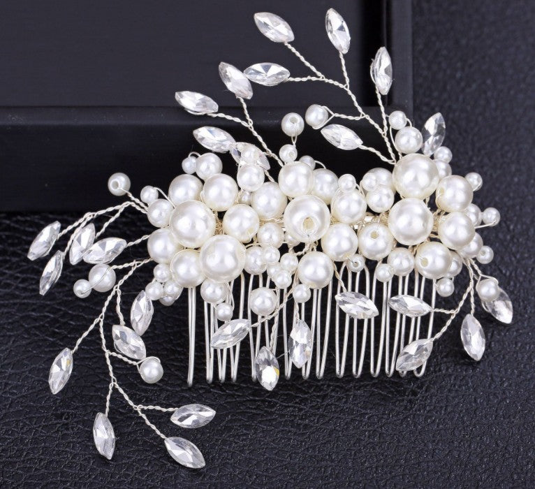 Handmade Pearl Bridal Hair Comb with Crystal Sparkle