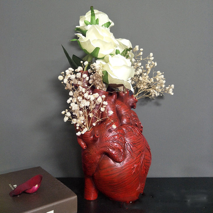 Anatomical Heart Vase for Artistic Dried Flower Decor