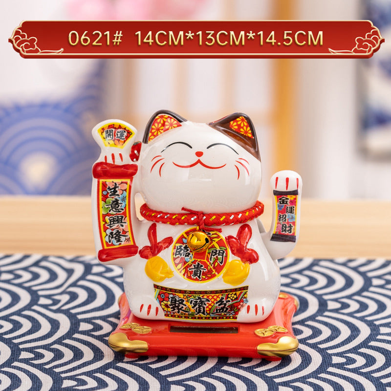 Solar Lucky Cat Ornament for Festive Prosperity Decor