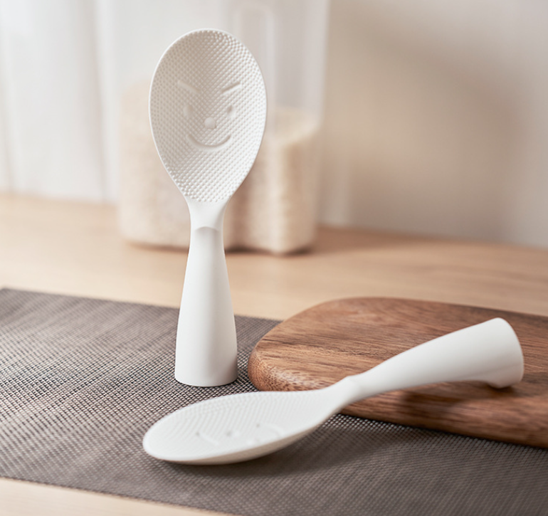 Non-Stick Rice Spoon with Smiling Face for Rice Cookers