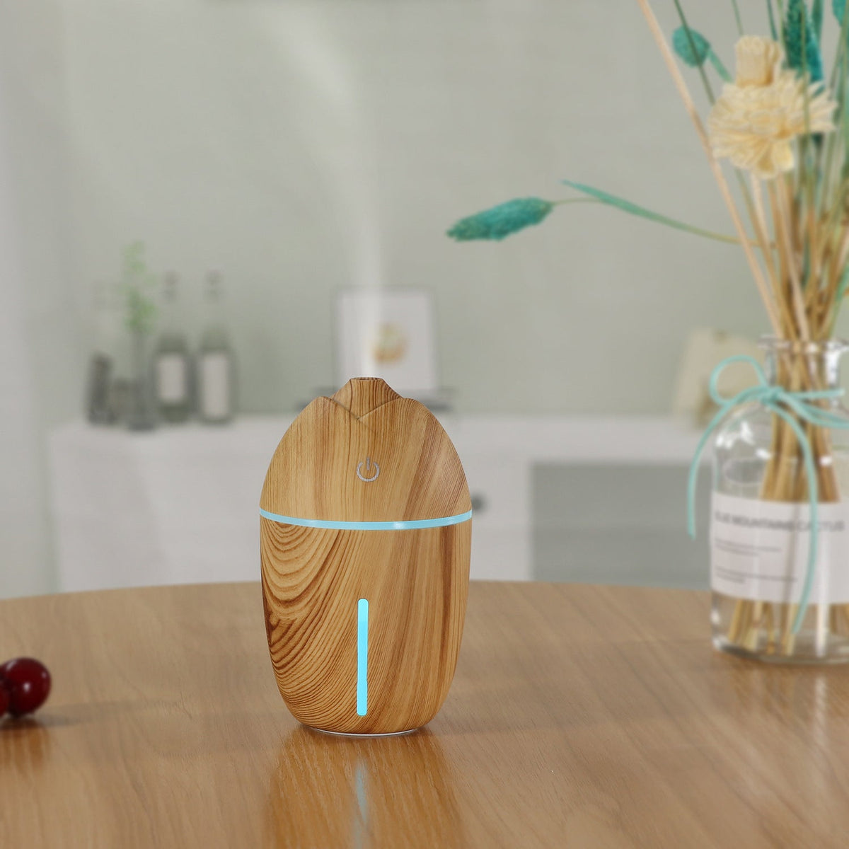 Compact USB Humidifier for Desk, Car and Bedroom Air