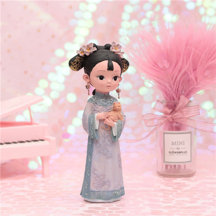 Court Style Girl Ornaments Decor for Whimsical Gifts