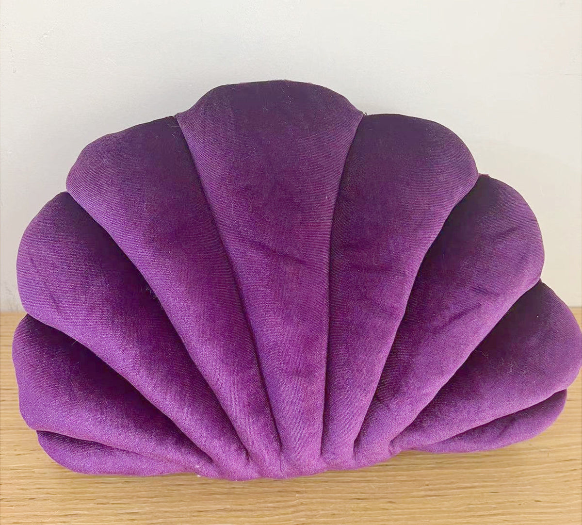 Sculptural Shell Cushion for Colorful Sofa Room Decor