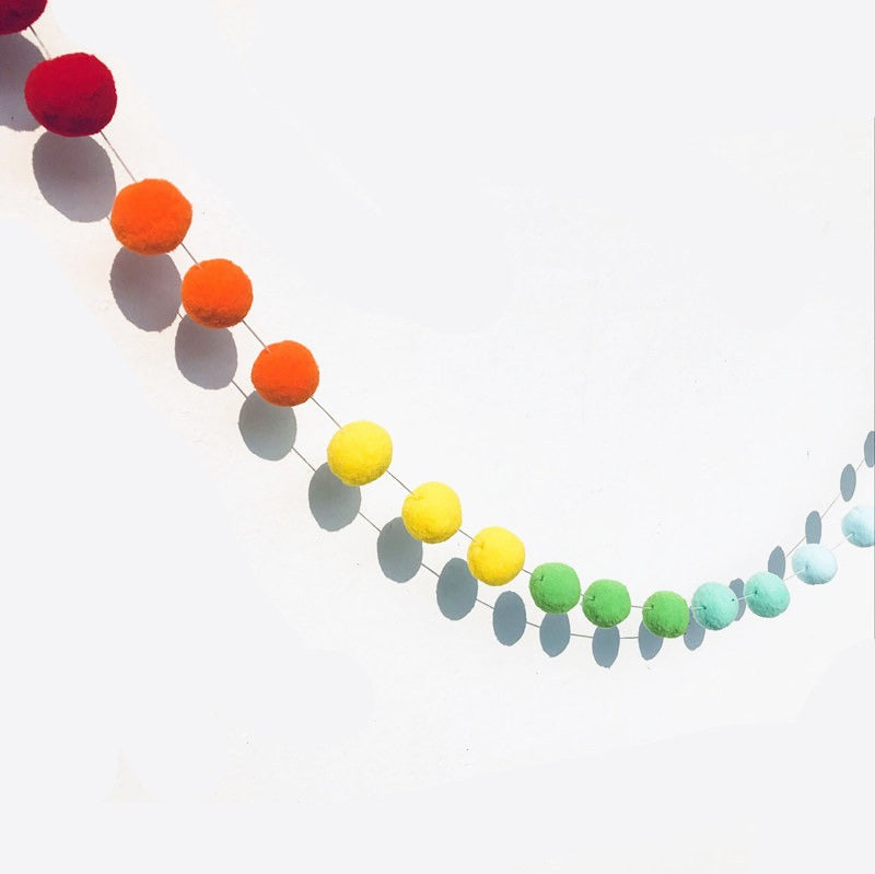 Felt Ball Garland for Cozy Nordic Room & Party Decor