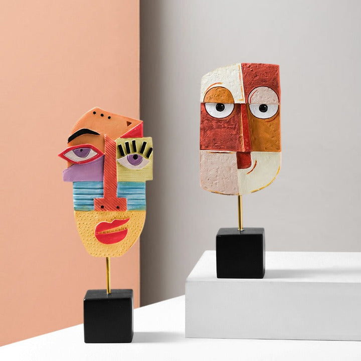 Abstract Face Sculpture Decor for Modern Living Rooms