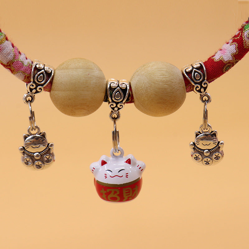 Natural Wood Pet Collar for Cute Insect Protection