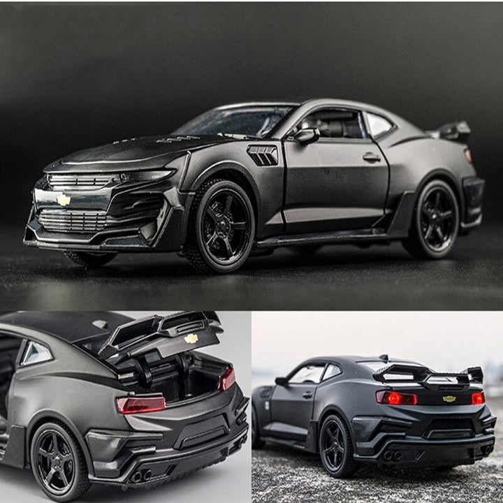 1:32 Chevrolet Camaro Diecast Car With Sound & Light