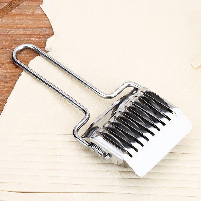 Stainless Steel Noodle Cutter with Rolling Wheel Blades