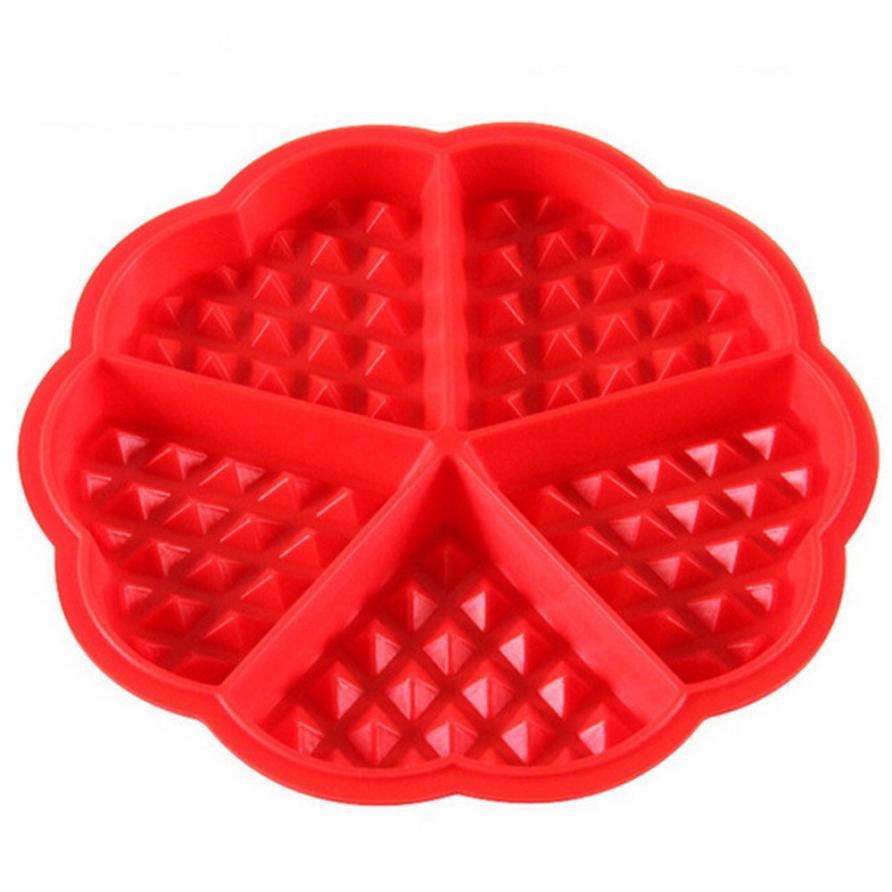 Heart Silicone Waffle Mold: Five Mini Heart Waffles
