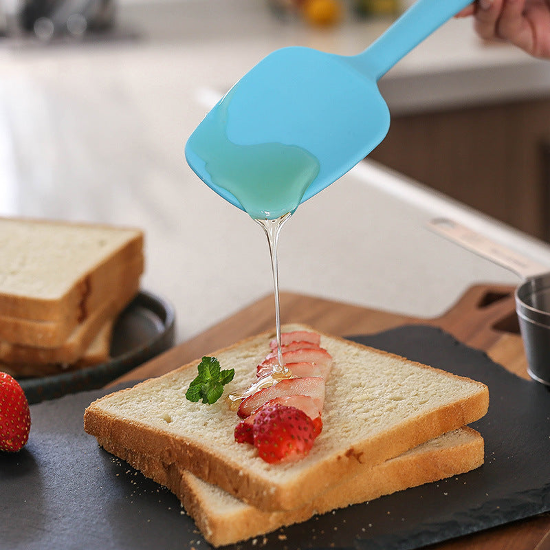 Silicone Baking Spatula That Scrapes Bowls Totally Clean
