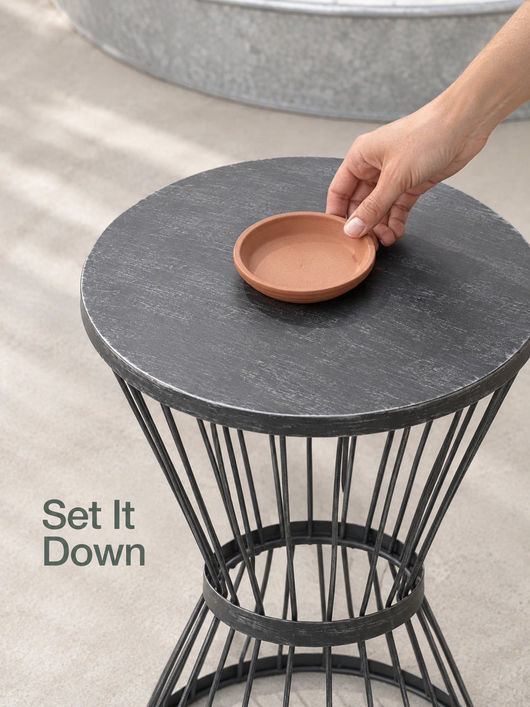 Distressed Metal Wire Side Table for Living Room and Patio