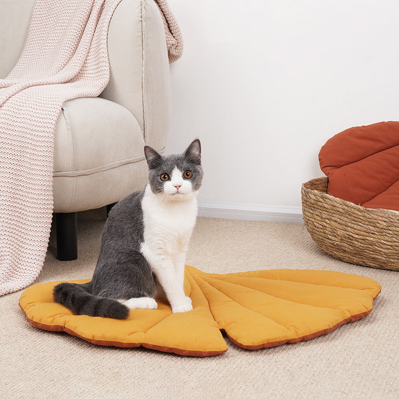 Leaf Cat Mat for Cozy Indoor Pet Lounging