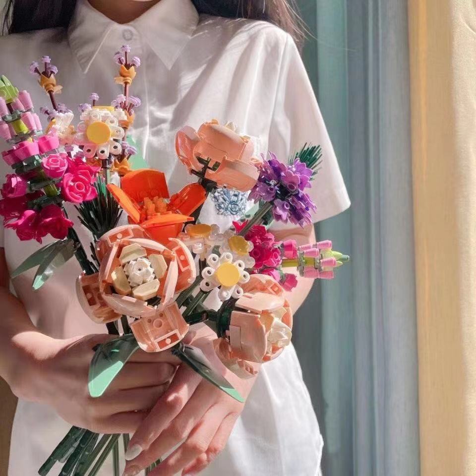 Building Block Flower Bouquet – Everlasting Home Decor