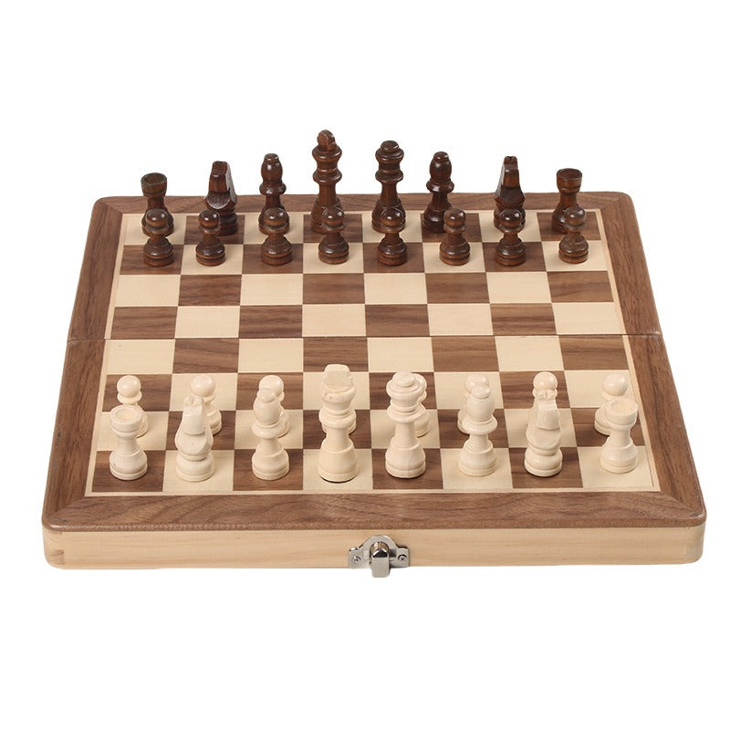 Magnetic Chess Set: Folding Solid Wood Board for Travel