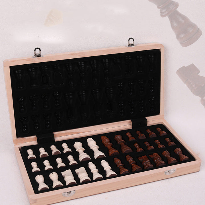 Magnetic Chess Set: Folding Solid Wood Board for Travel