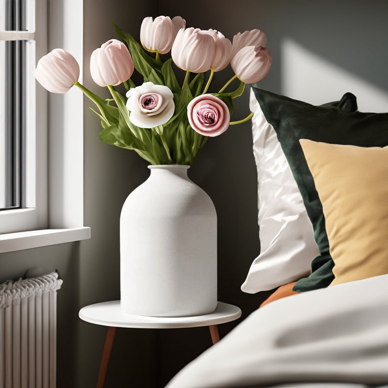 Matte Black Metal Vase for Modern Floral Displays