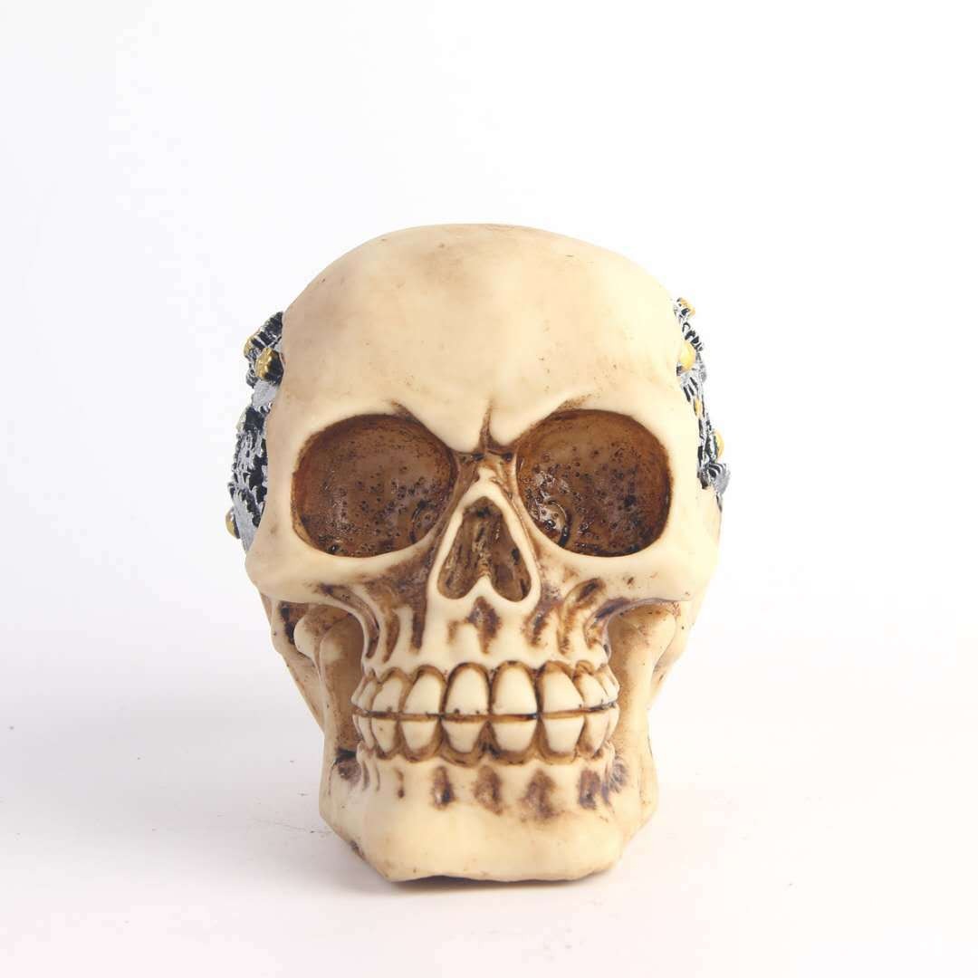 Mechanical Skull Ornament for Distinctive Gothic Decor