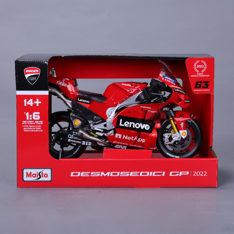 1:6 Ducati MotoGP Motorcycle Model With Alloy Detail