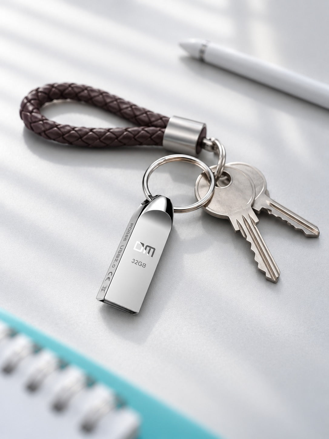 Metal USB Flash Drive 8–32GB, Waterproof Keychain Pen Drive