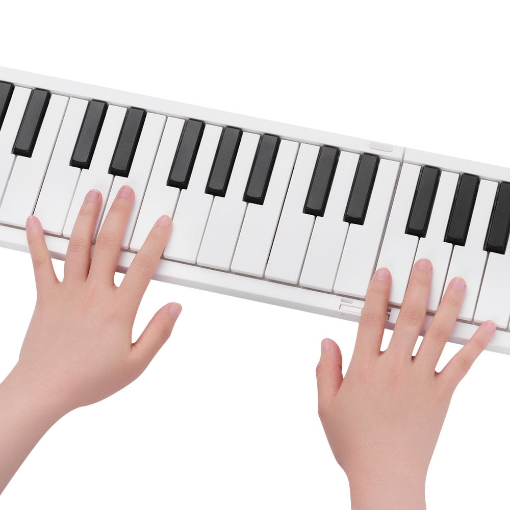 Foldable 88-Key Electronic Piano for Portable Practice
