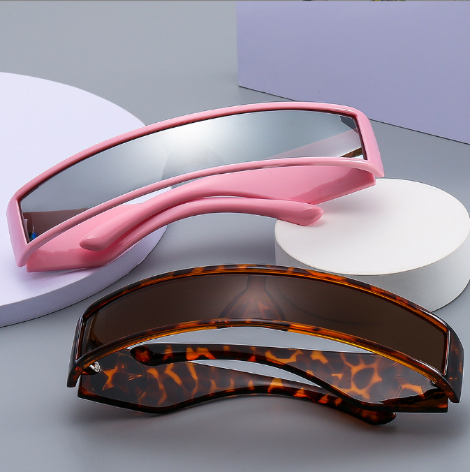 Reflective Rectangle Visor Sunglasses for Bold Y2K Style
