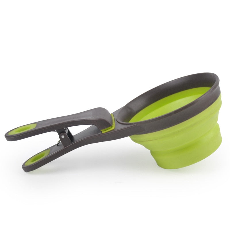 Portable Folding Dog Bowl With Food Measuring Scoop