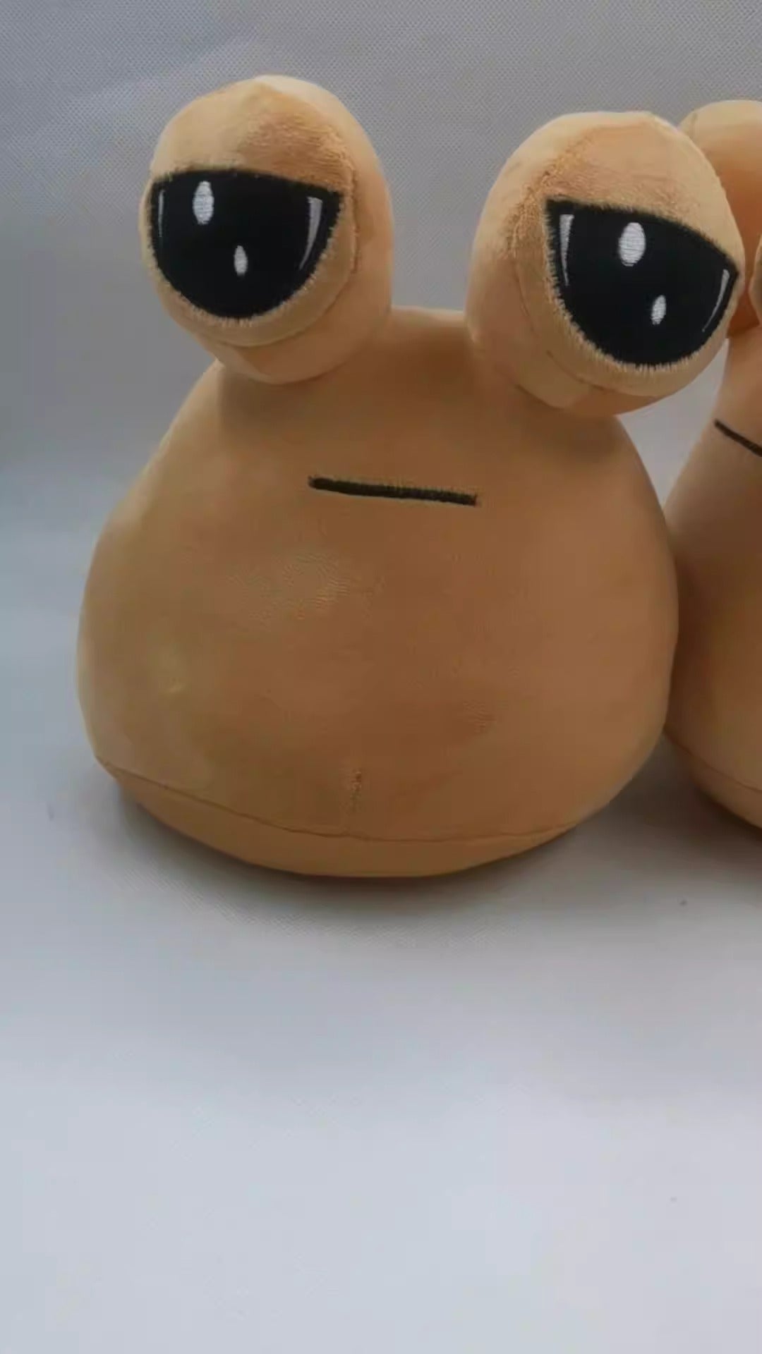 Alien Plush Toy 22cm Collectible Playful Room Decor