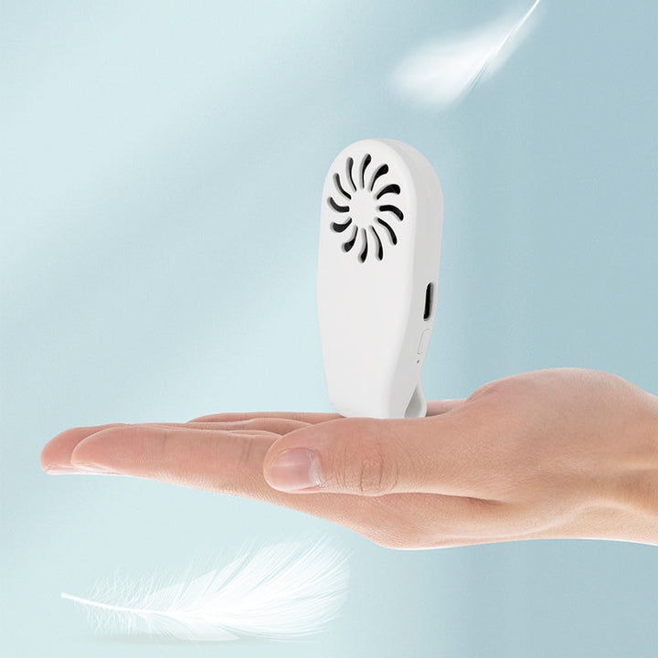 Clip-On Mini Mask Fan: Cooler Breathing in Summer Heat