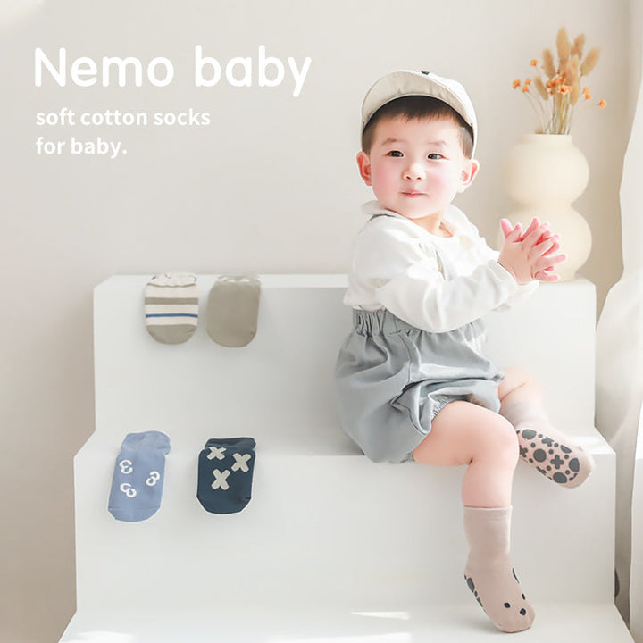 Non-Slip Baby Floor Socks for Soft, Steady Indoor Play