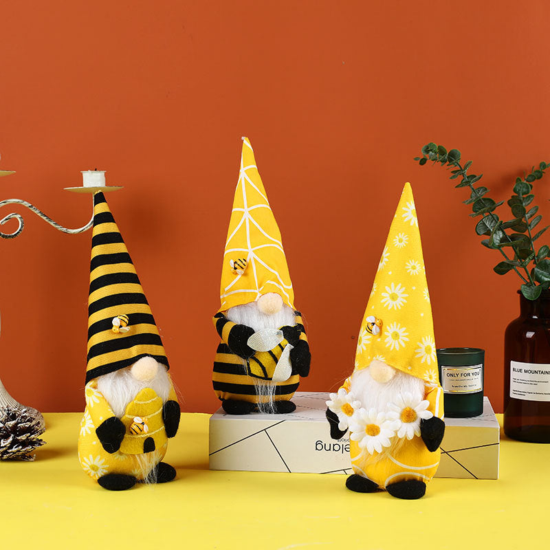 Bee Gnome Decoration Set for Playful Seasonal Style