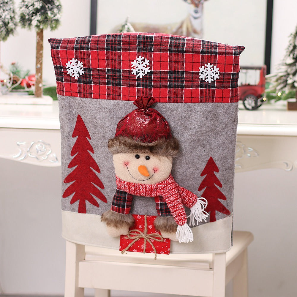 Christmas Chair Covers: Cheerful Holiday Dining Décor