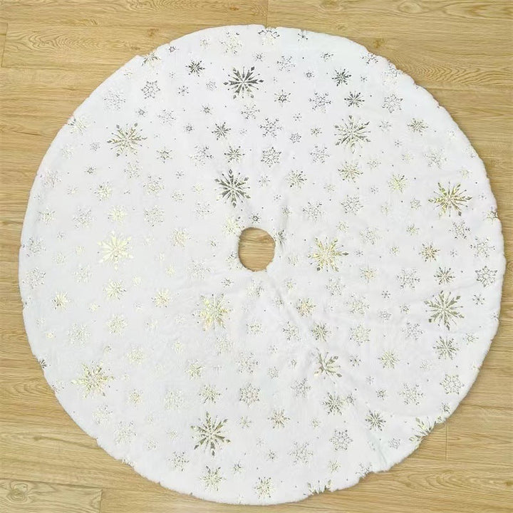 Plush Christmas Tree Skirt for Elegant Snowy Decor