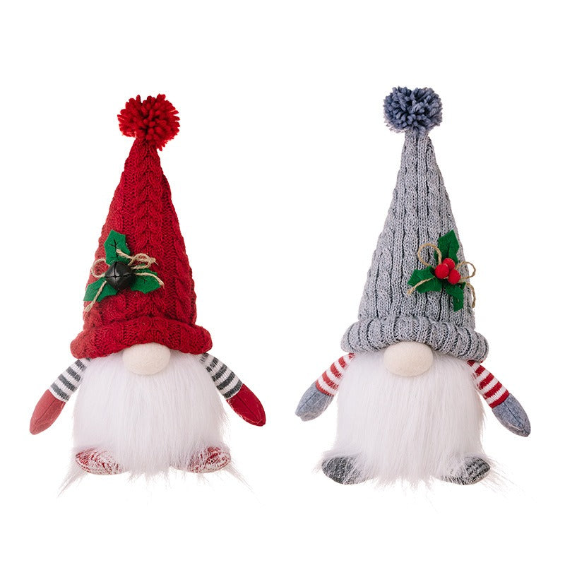 Illuminated Christmas Gnome Pair for Warm Holiday Glow