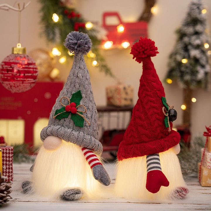 Illuminated Christmas Gnome Pair for Warm Holiday Glow
