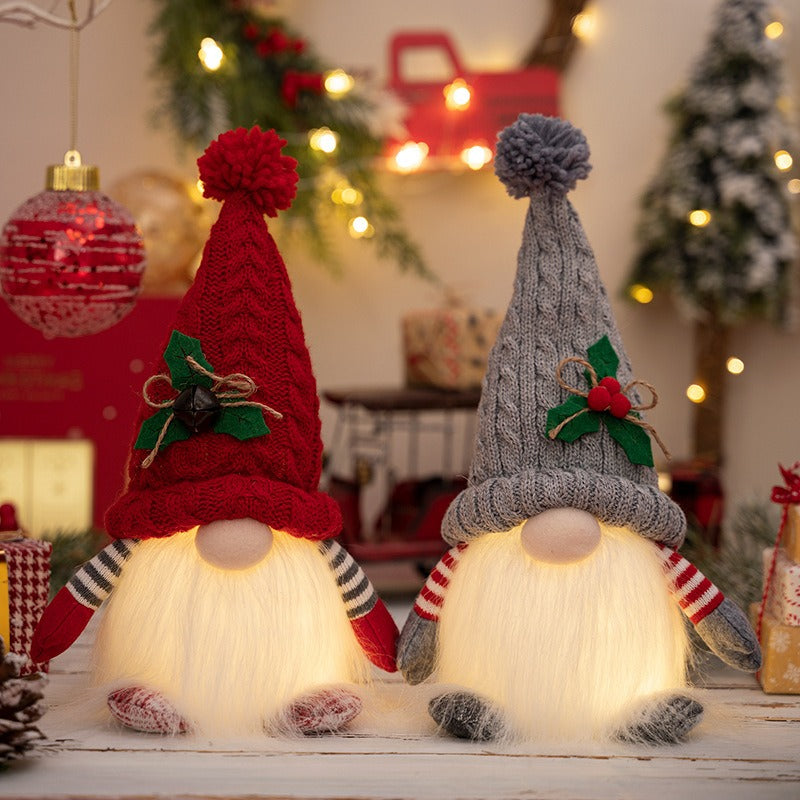 Illuminated Christmas Gnome Pair for Warm Holiday Glow