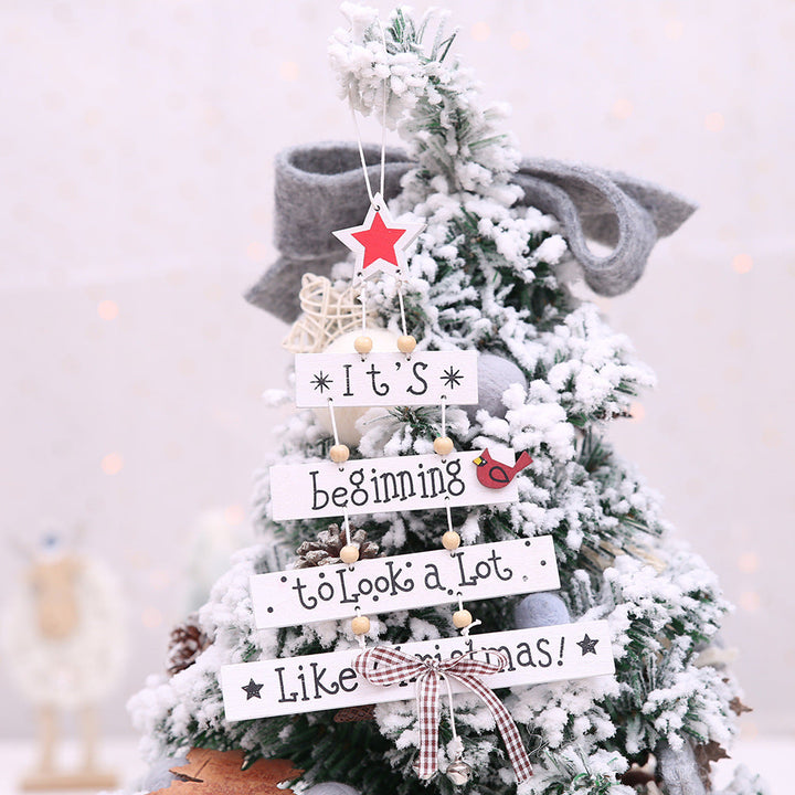 Wooden Christmas Pendant for Nostalgic Holiday Charm