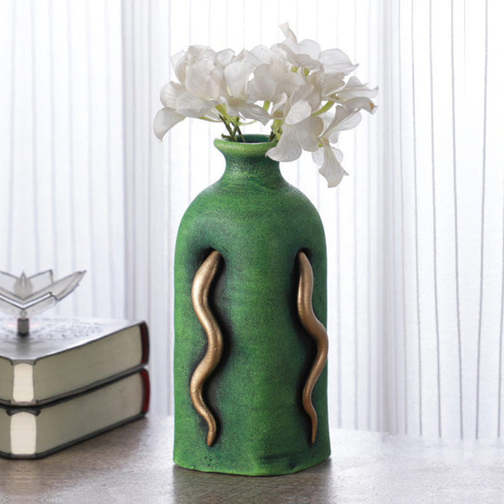 Resin Decorative Vase With Sculptural Tabletop Style