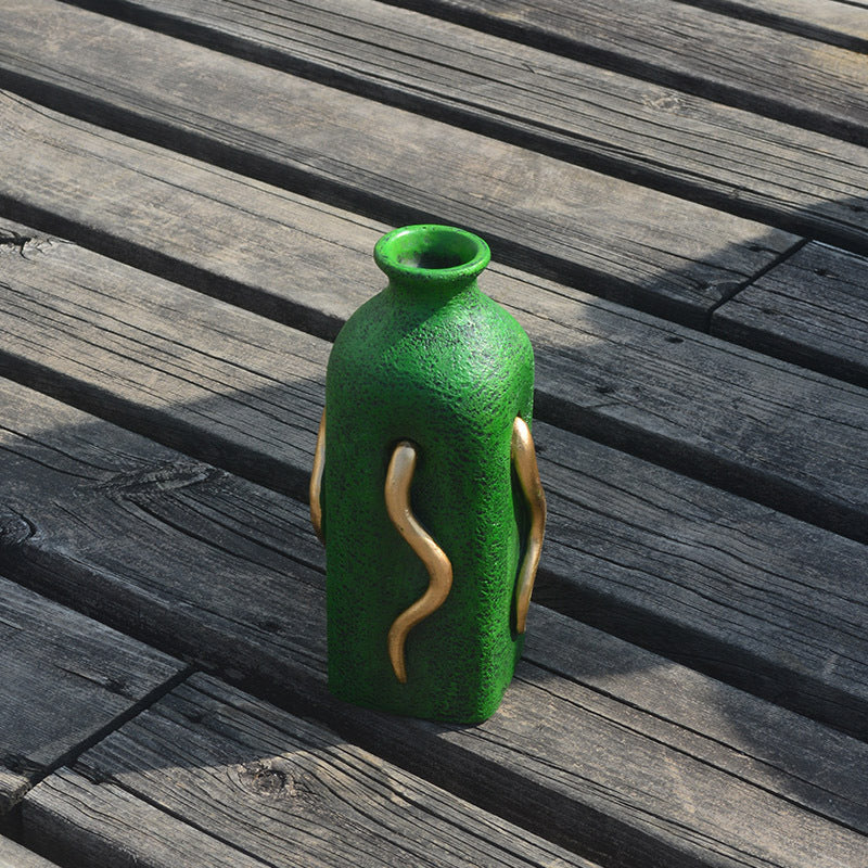 Resin Decorative Vase With Sculptural Tabletop Style