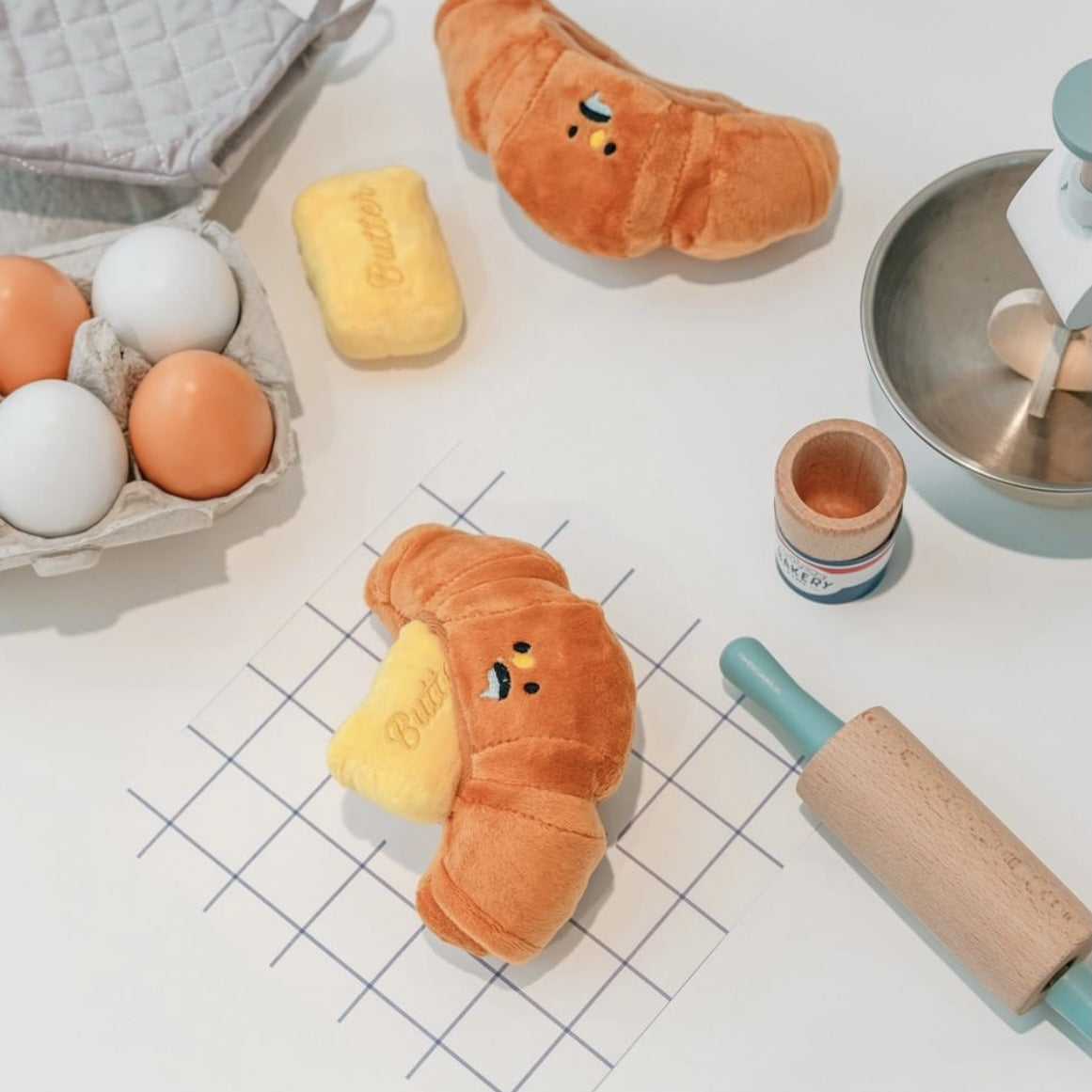 Dog Snuffle Toy Croissant Plush for Indoor Enrichment